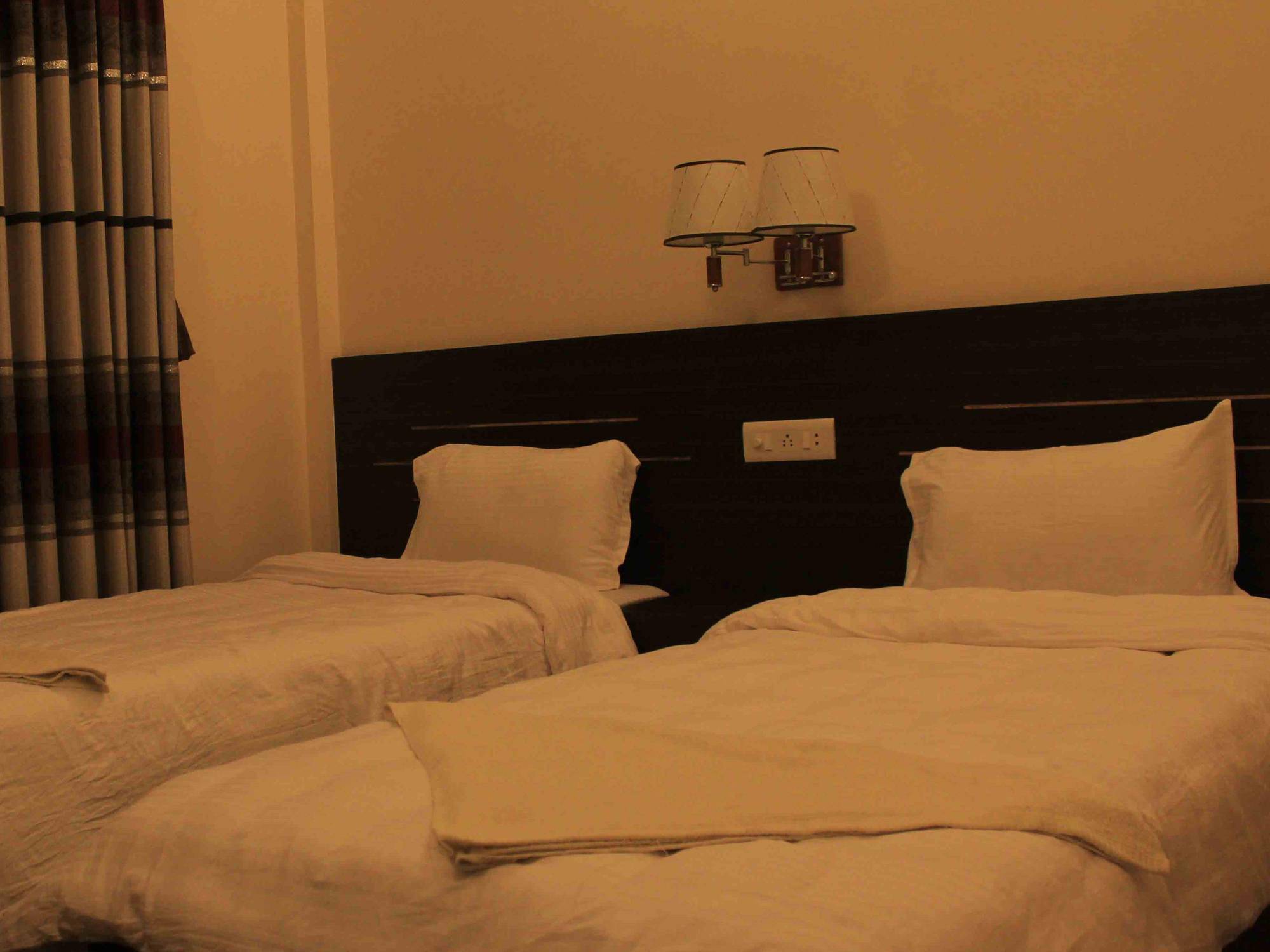 Mirage Inn Rummindei Dış mekan fotoğraf